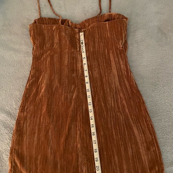 Cafe color velvet mini dress - Picture 3 of 5